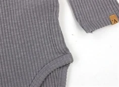 Lil Atelier body silver filigree